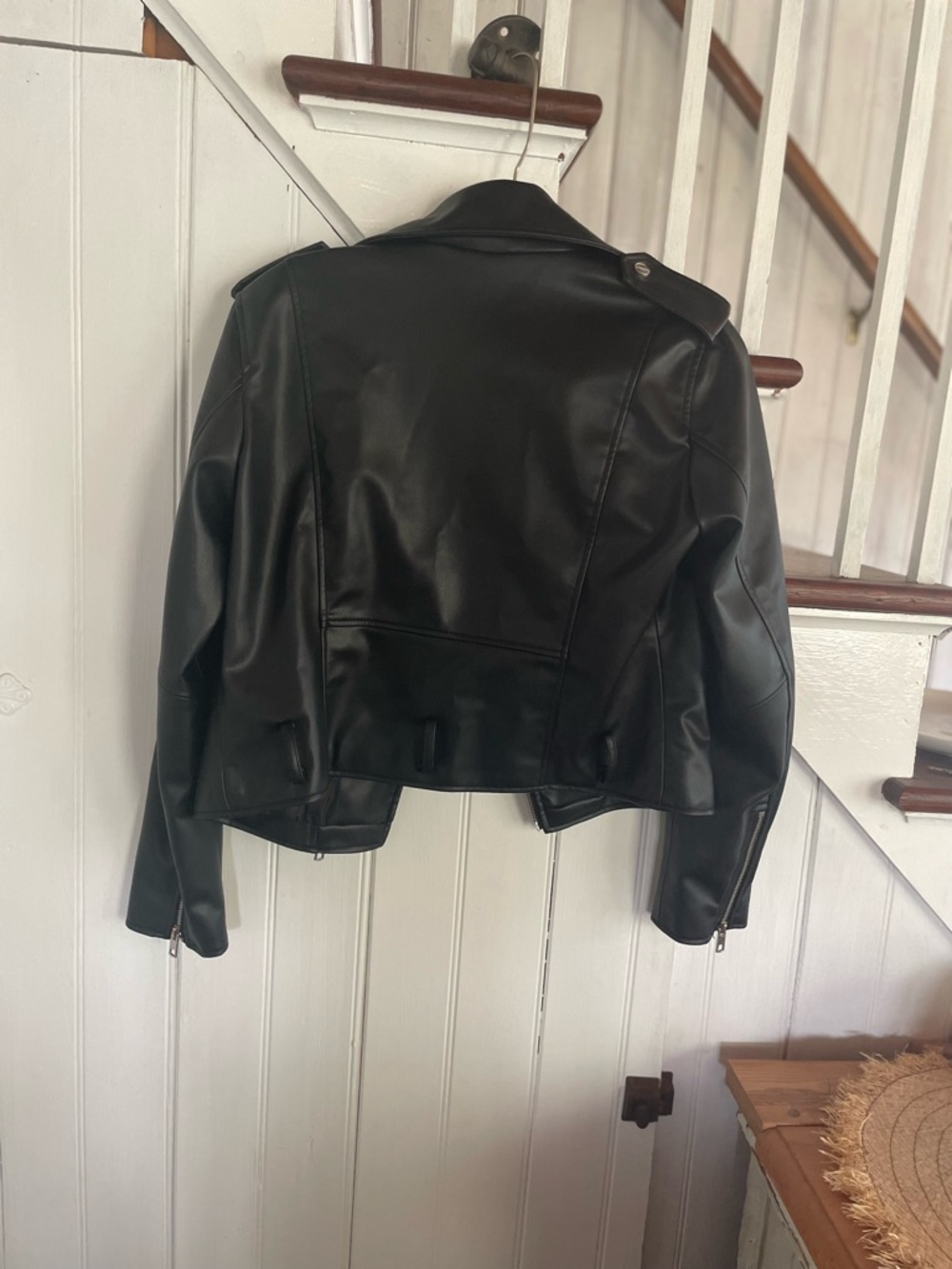 Zara Black Faux Leather Biker Jacket with Zip Details💙🚲 - Picture 4 of 4